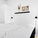 5 Bedroom Awesome In Feriehus Hadsund